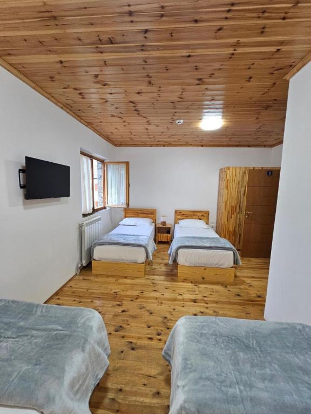 Mik Hotel Vermoshi