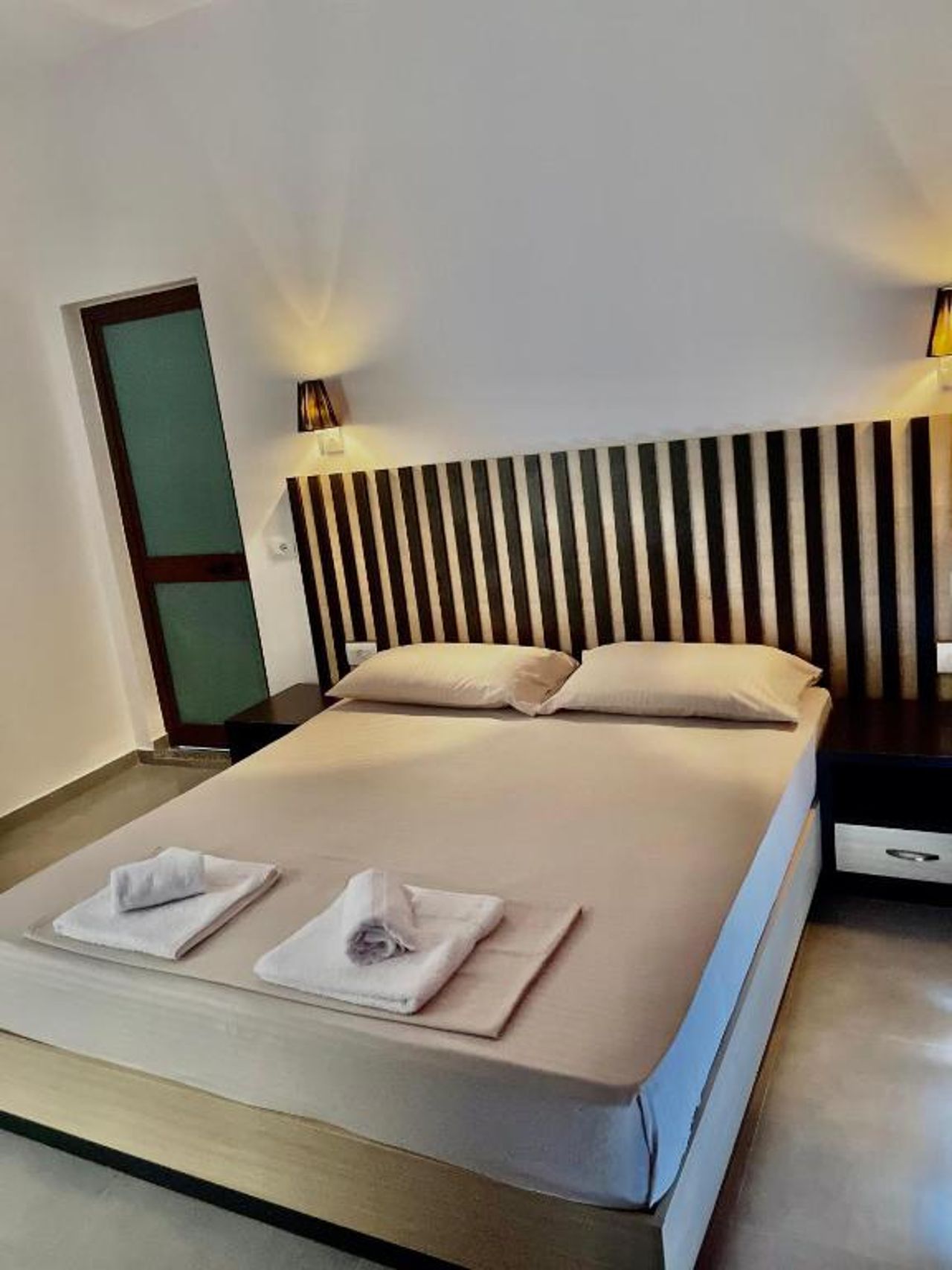 Aleks Holiday Rooms