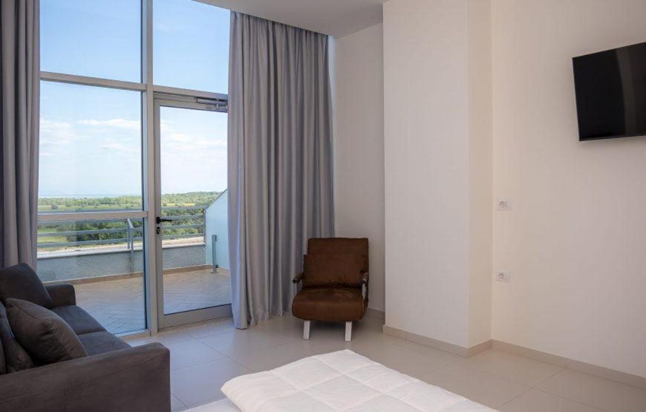 Sky Hotel