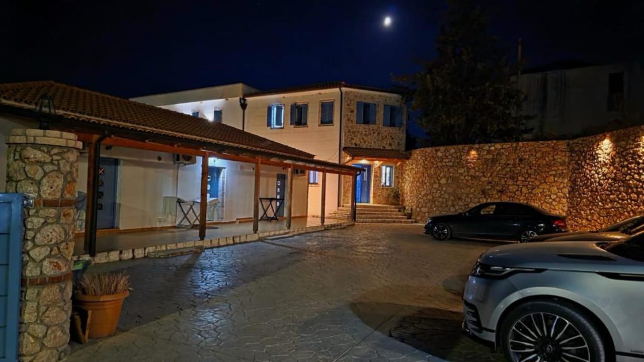 Alex Boutique Hotel