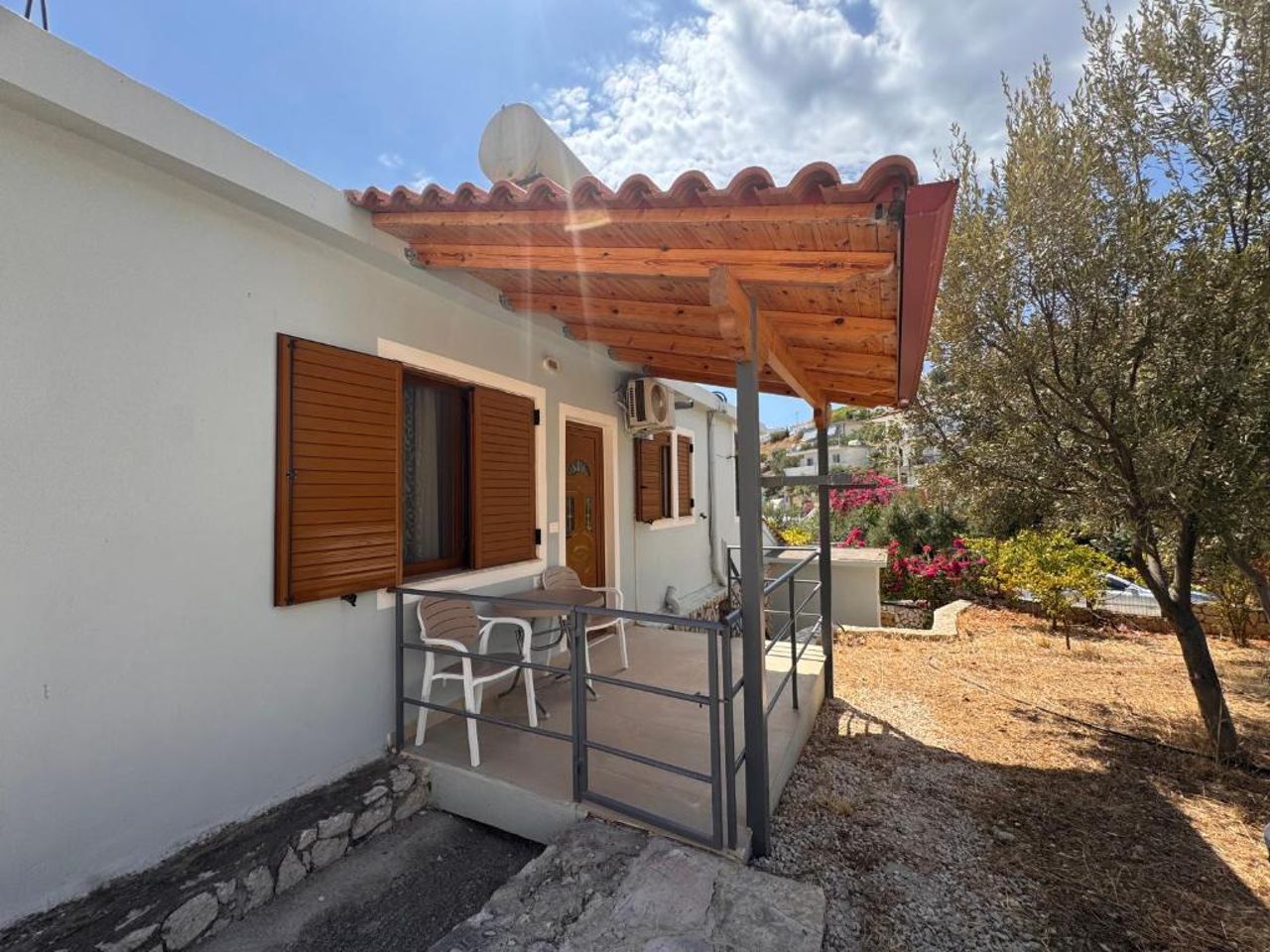 Coral Guesthouse Sarandë