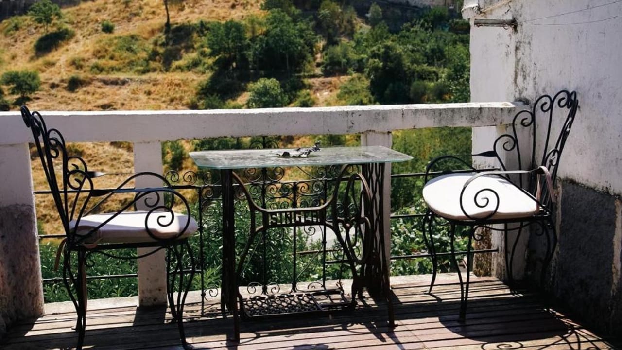 Trigona Guest House & Hostel