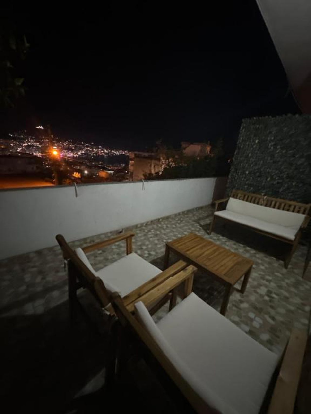 Vila Deal