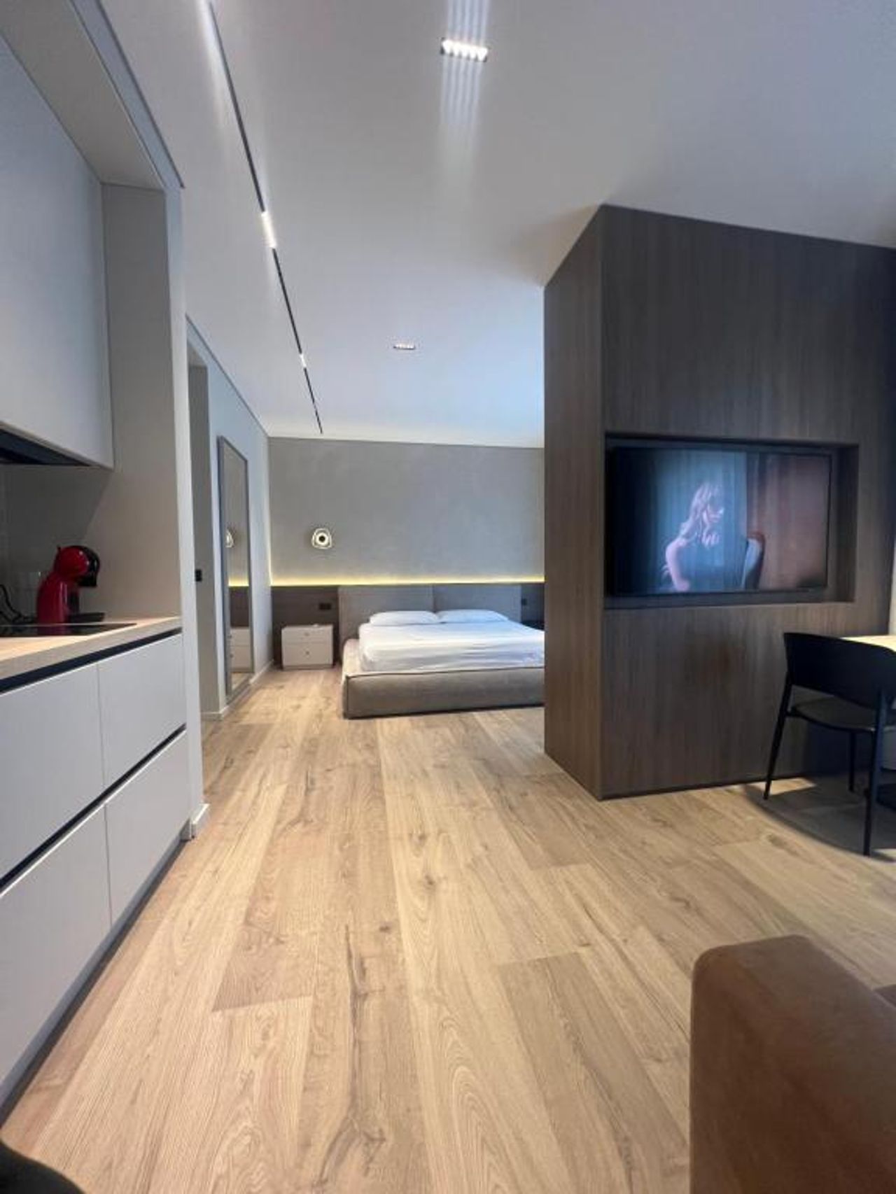 Skanderbeg Square Center Apartments 3
