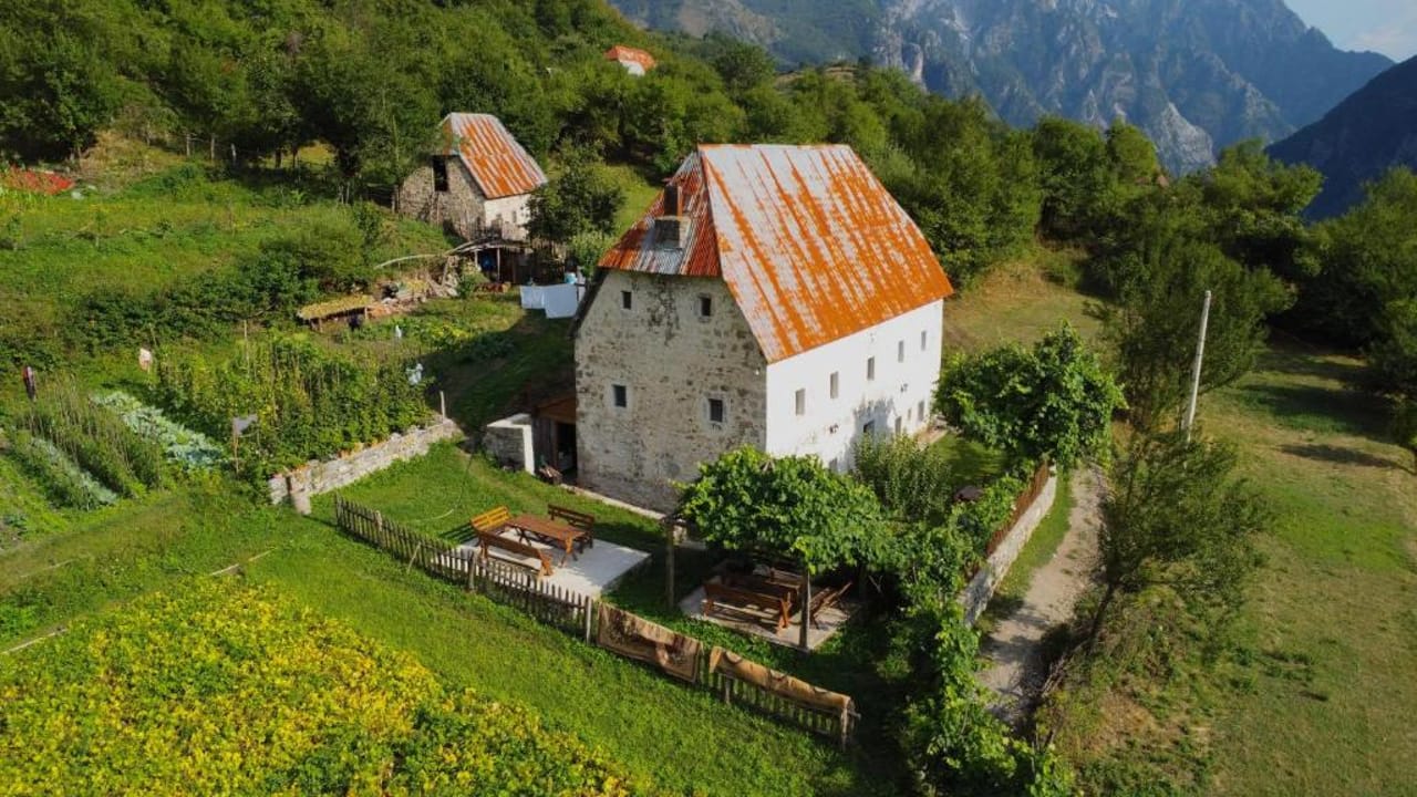 Marash Rrgalla Guesthouse
