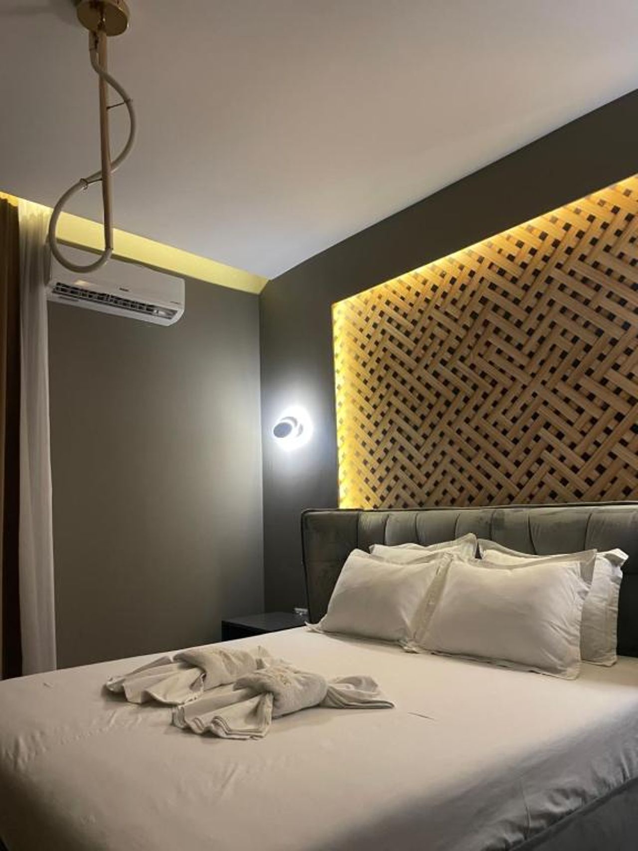 GRAND JNK Boutique Hotel