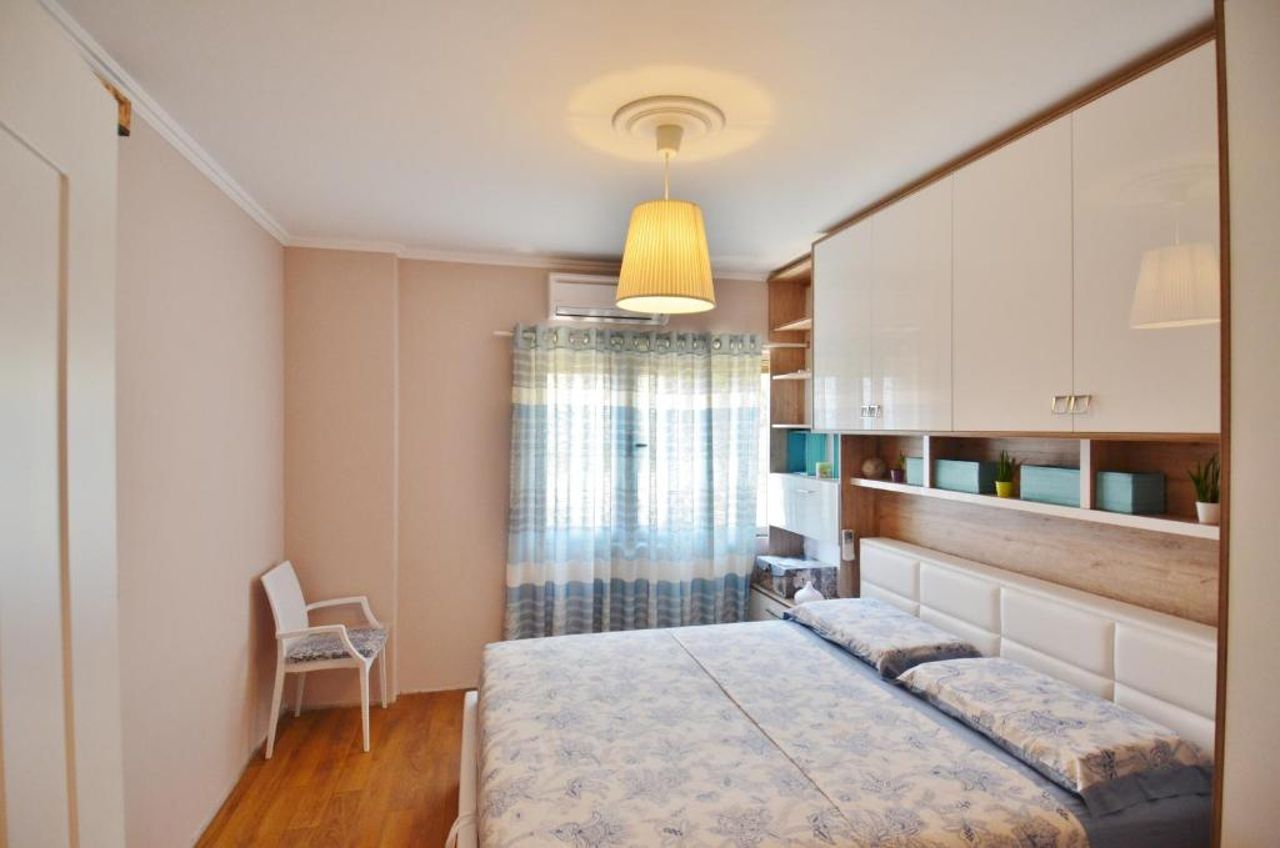 West Beach Apartment