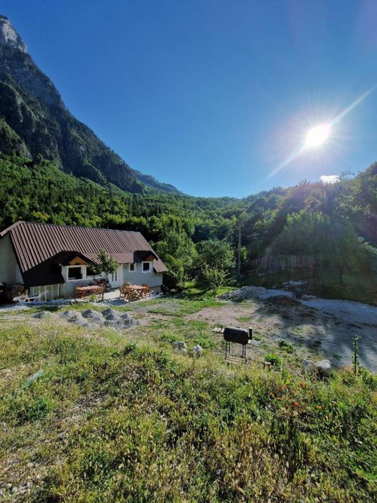 Bujtina Sherifaj