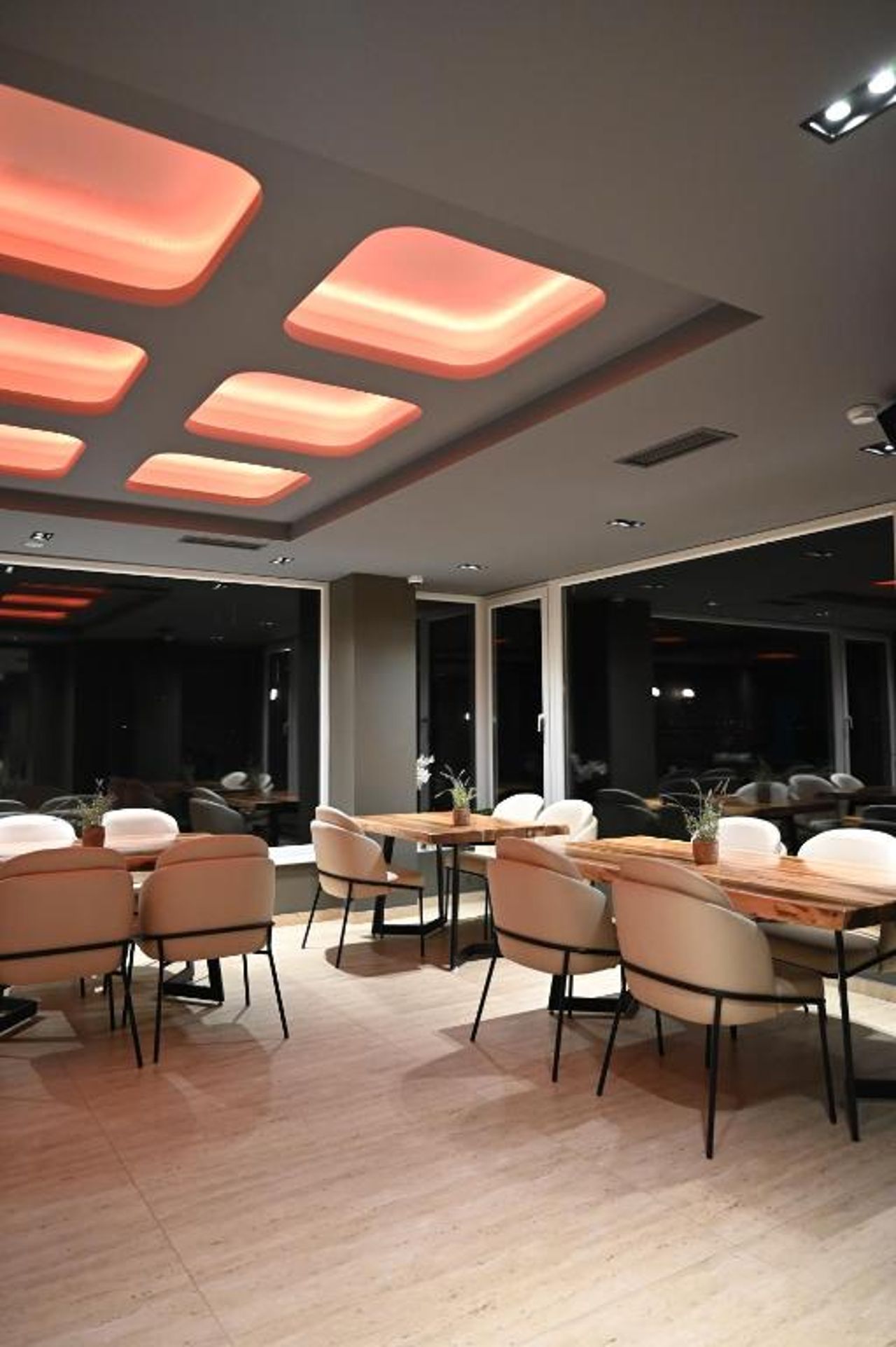 Hotel Restaurant Savoja