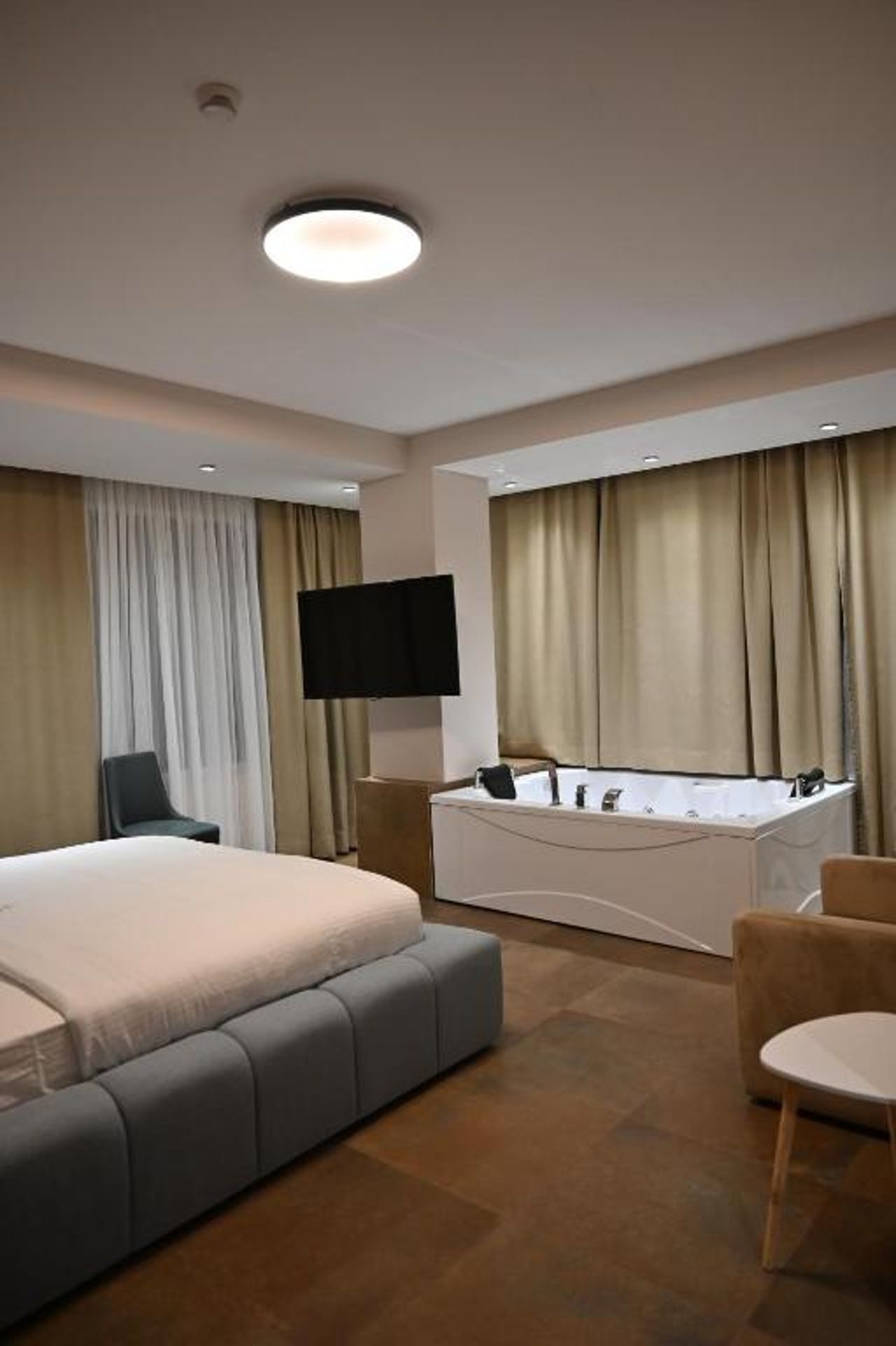 Hotel Restaurant Savoja