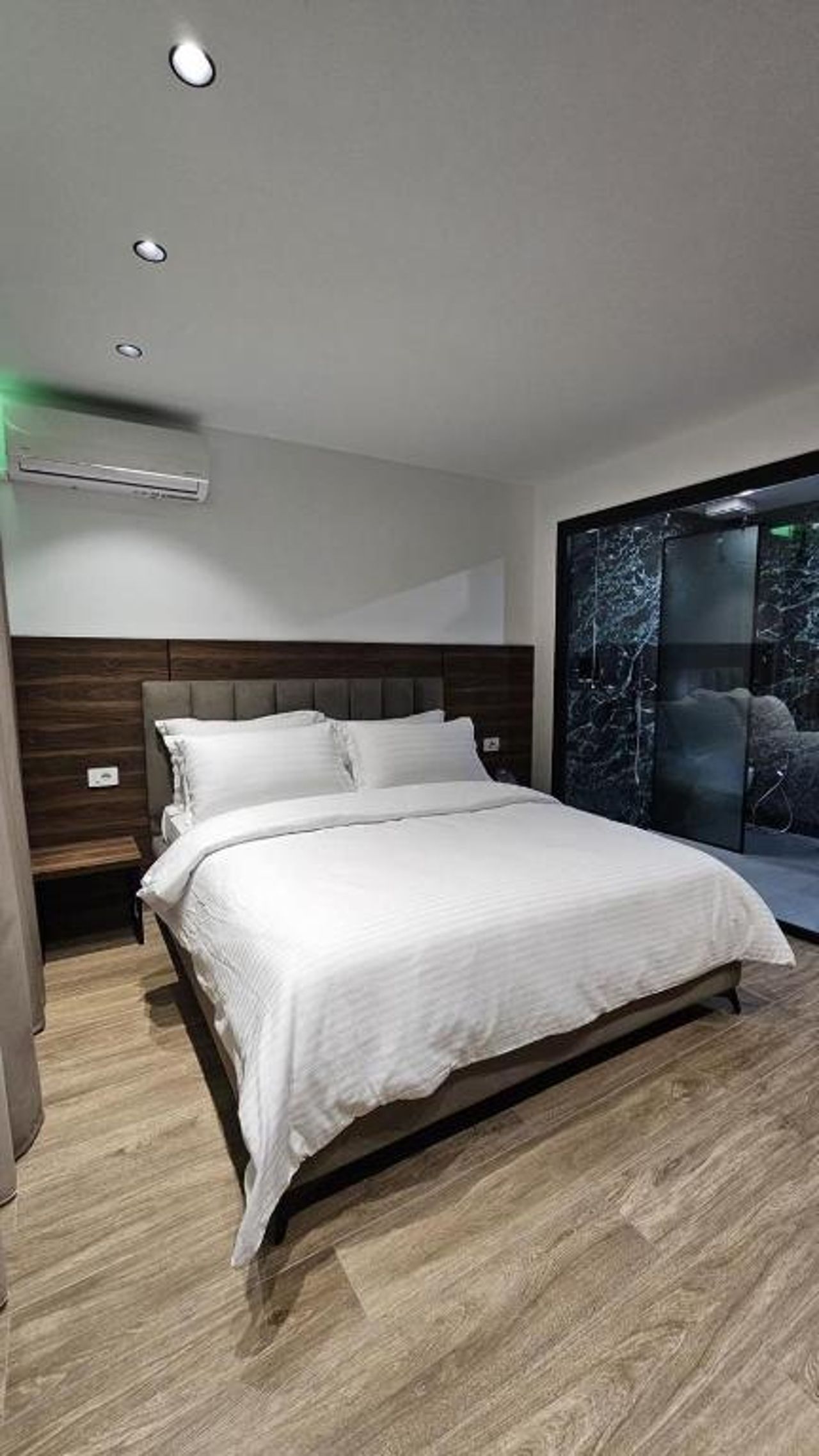 Hotel Agron