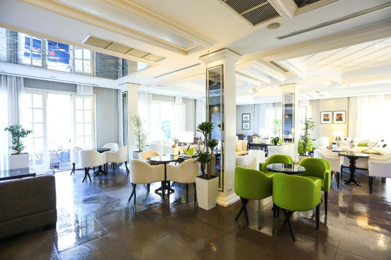 Hotel Monarch