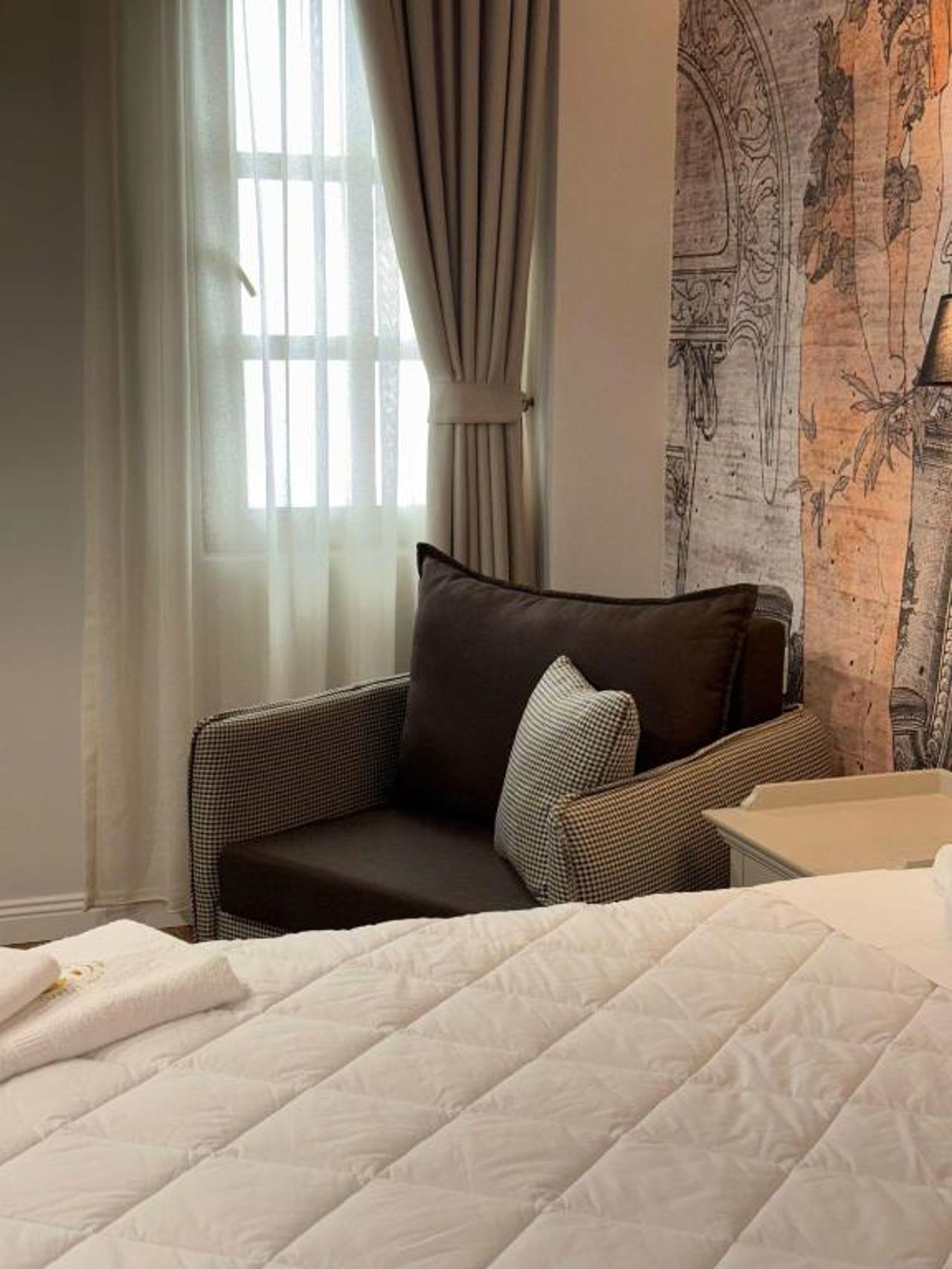 Hani i Gjelit Hotel, Korce