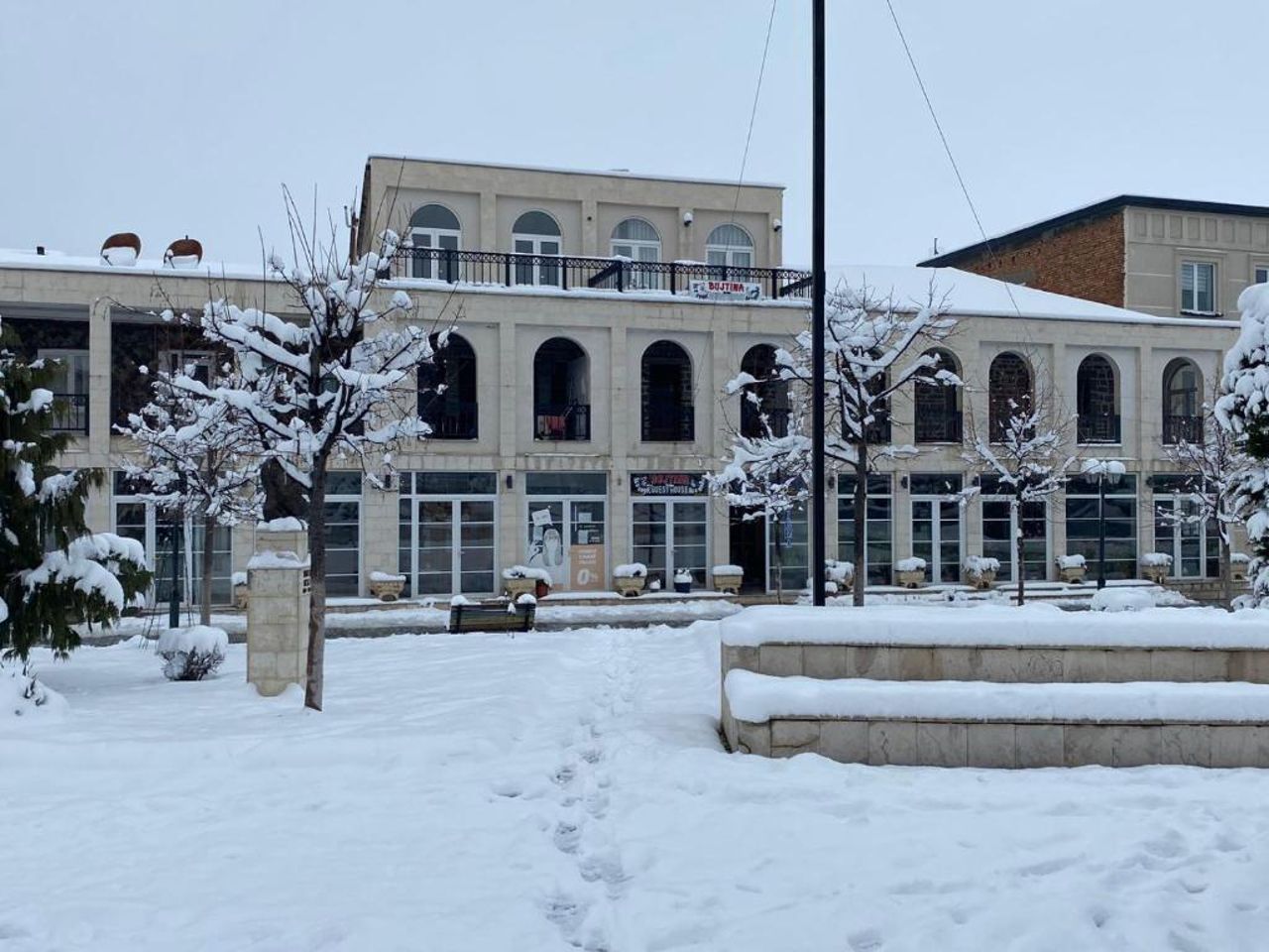 As e vogël, As e madhe