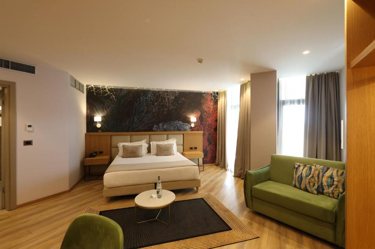 White Hill Hotel, SPA & Conferences