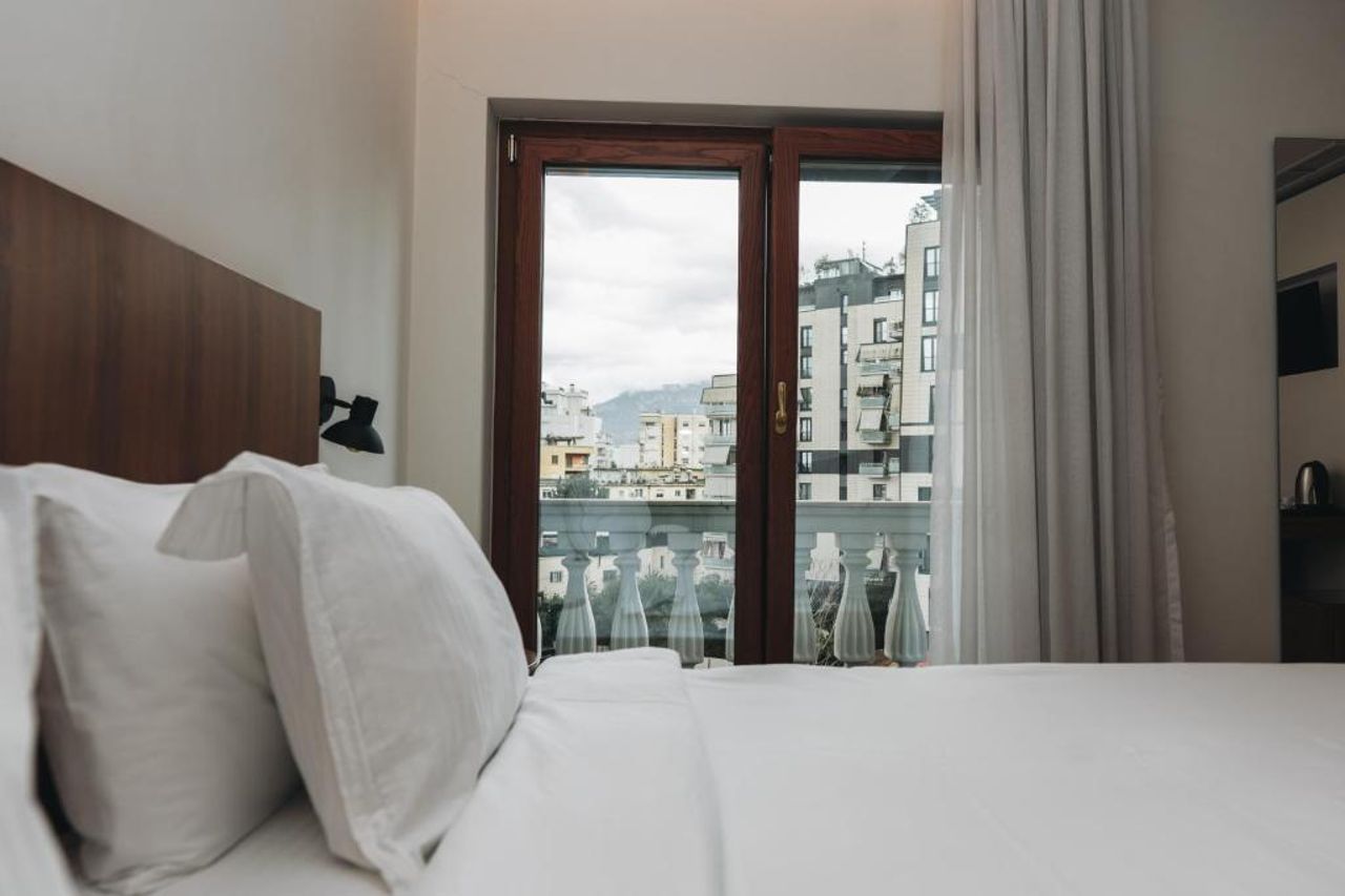 Hotel Theatro- City Center