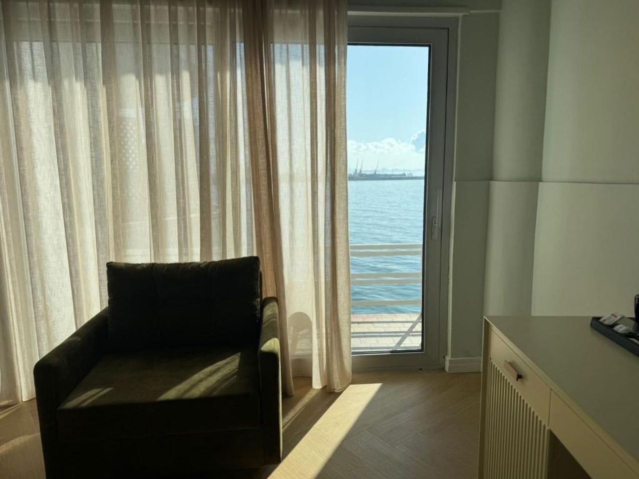Ventus Harbor Hotel
