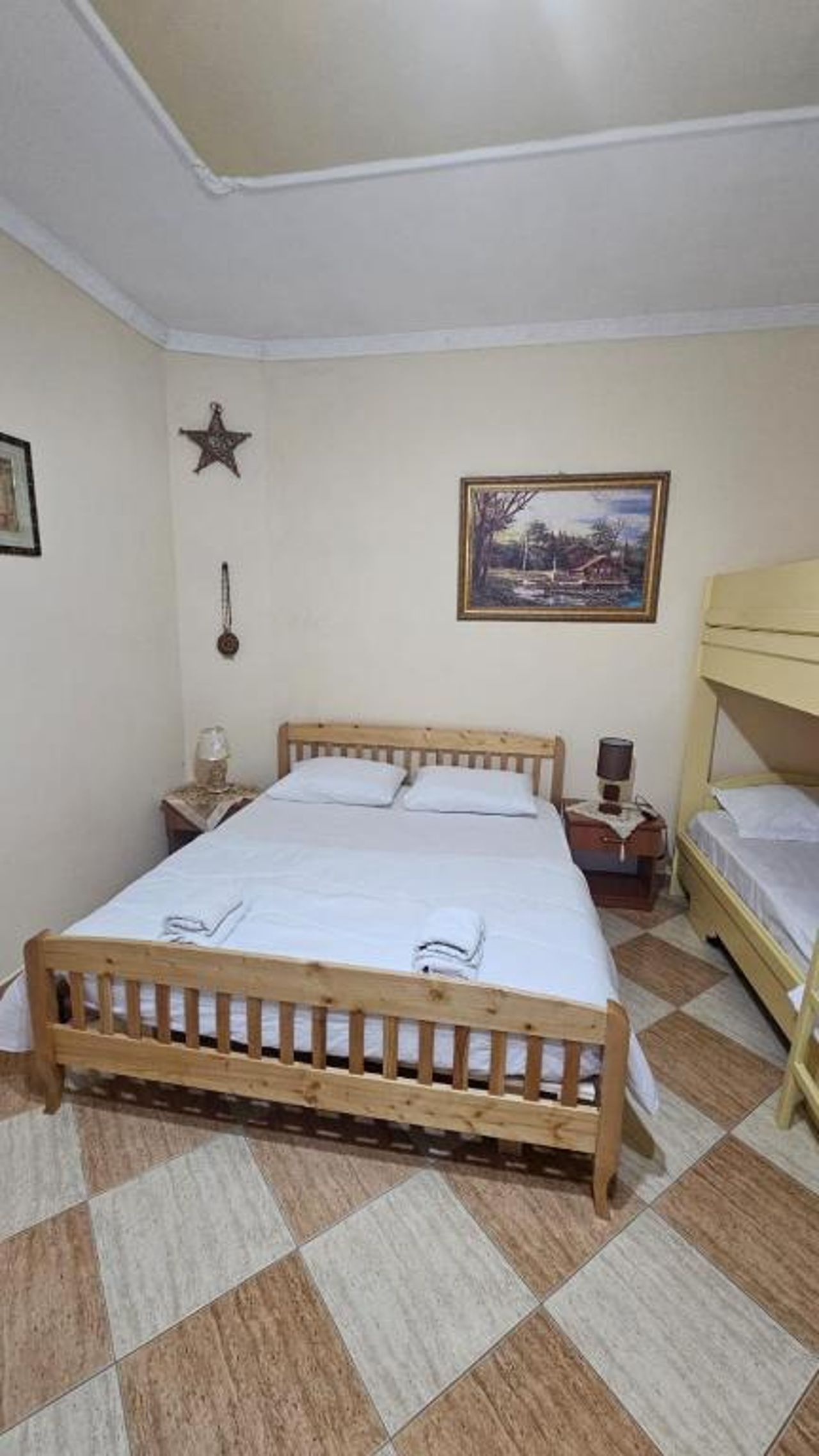 Honey-House “Kastrioti”