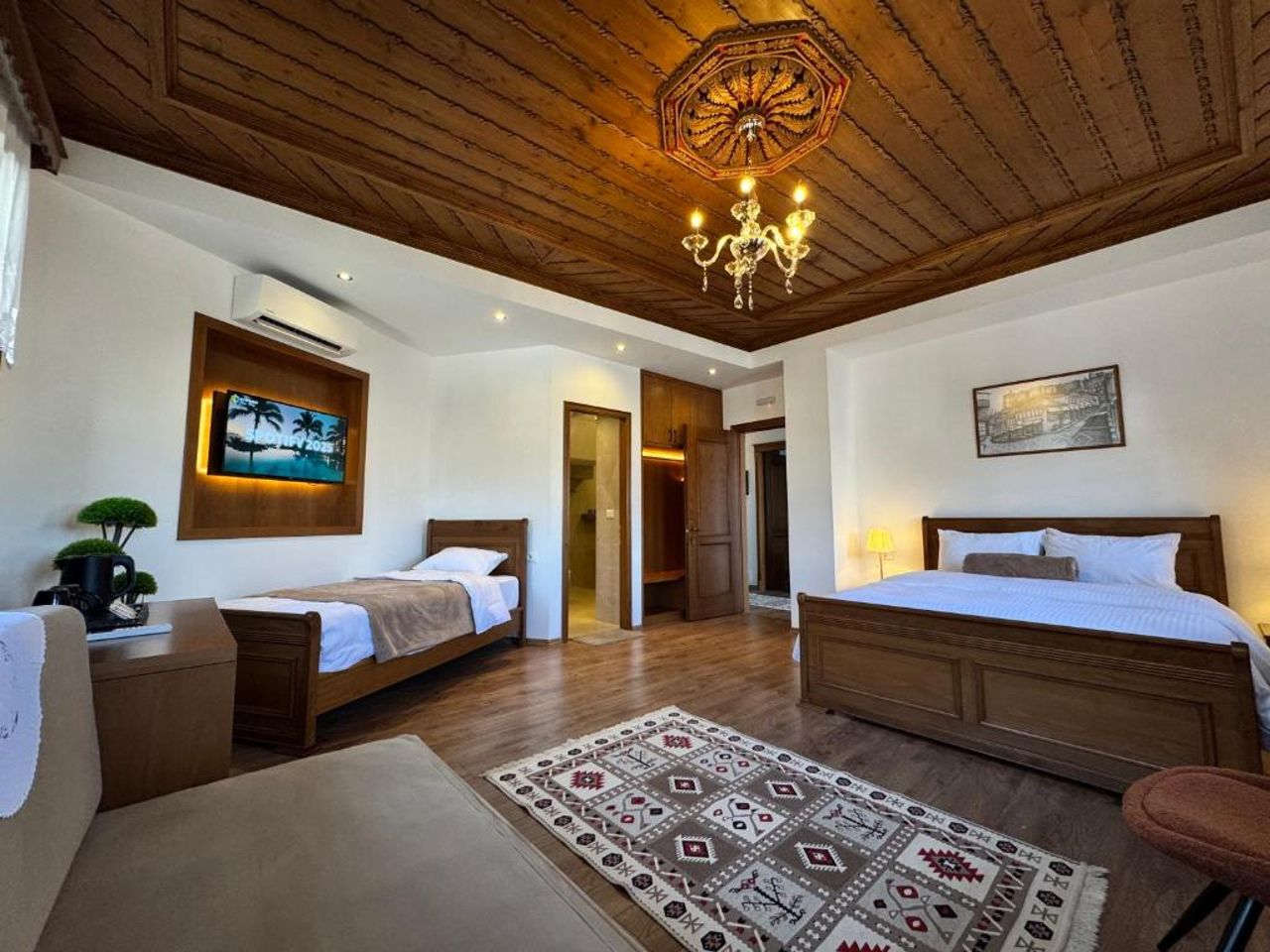 Castle Hotel