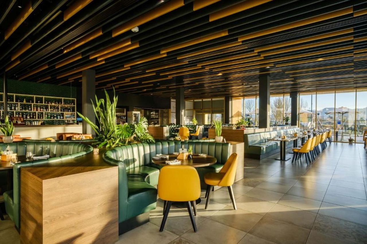 mk hotel tirana