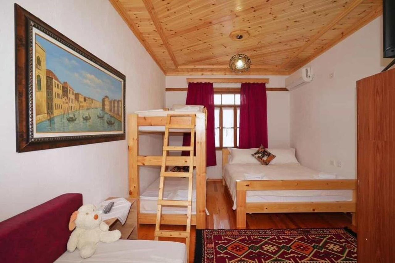 Hotel Brahimi