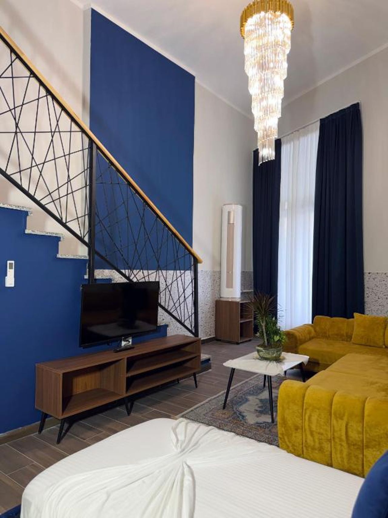 Andor Luxury Hotel