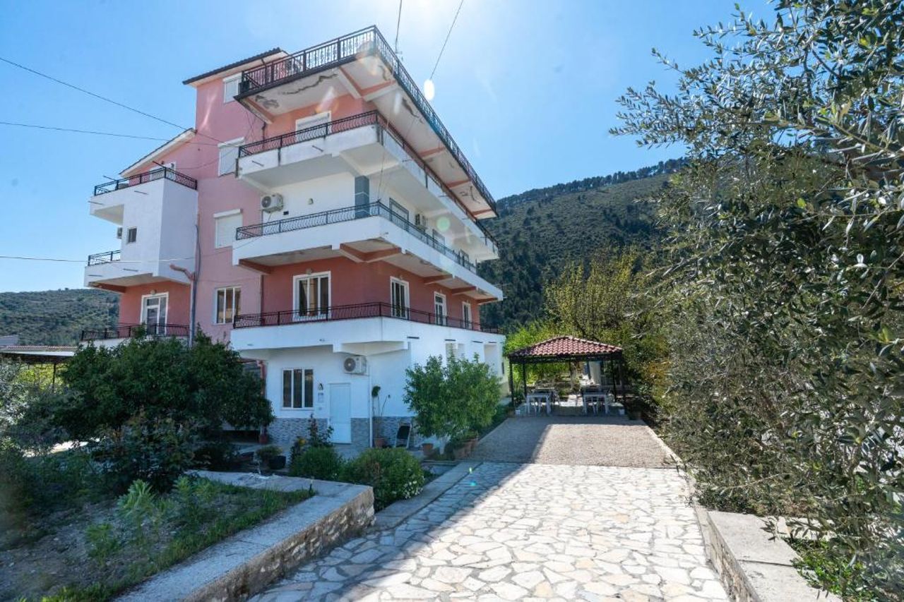 Villa Deart Berat