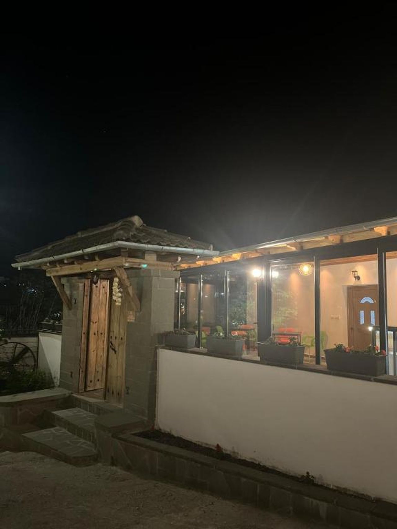 B Vishe Guest House