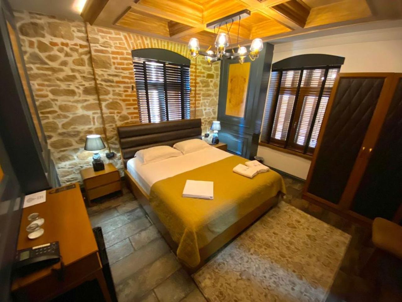 Vila EKREM