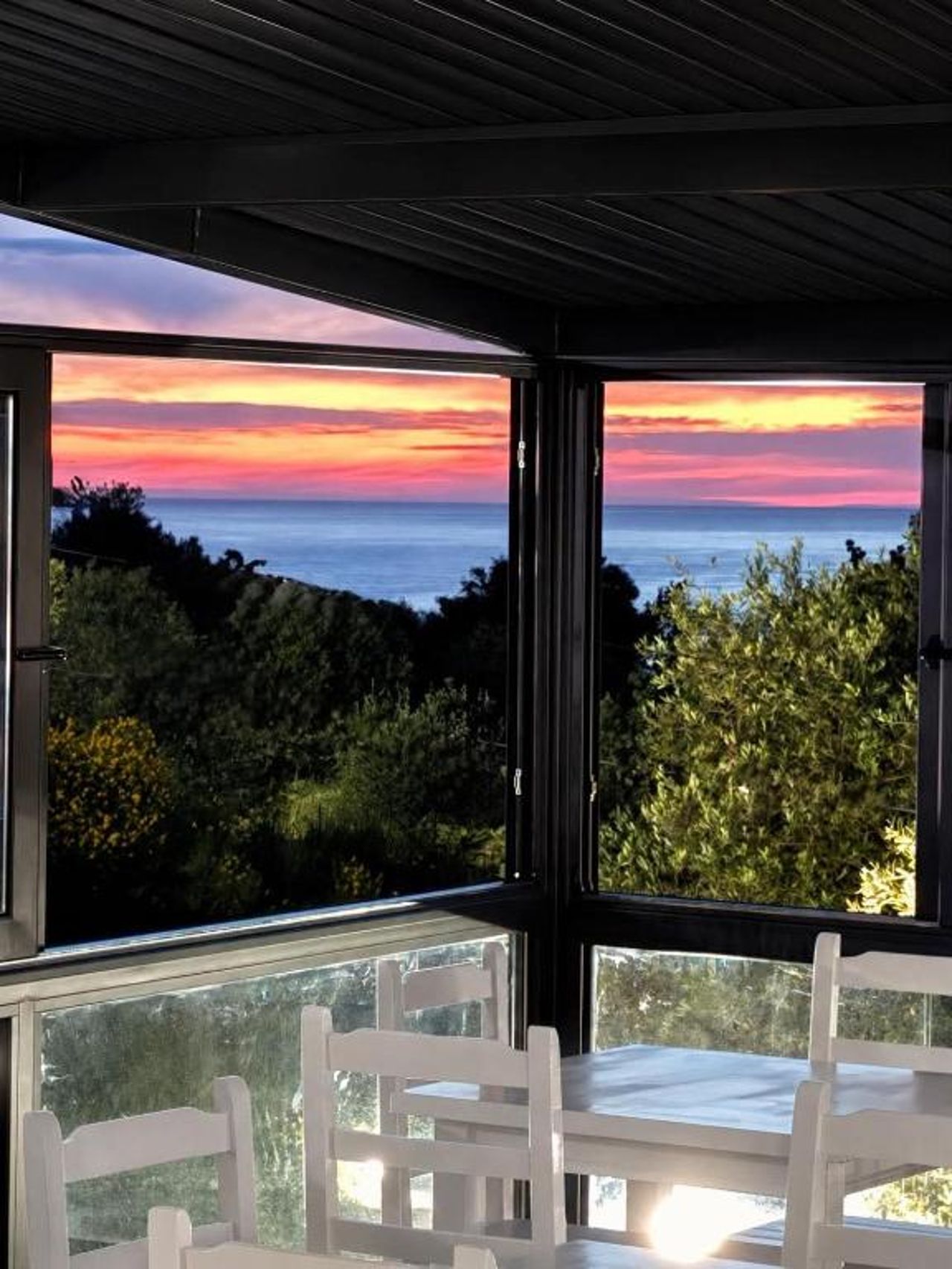 Belvedere Hotel & Suites