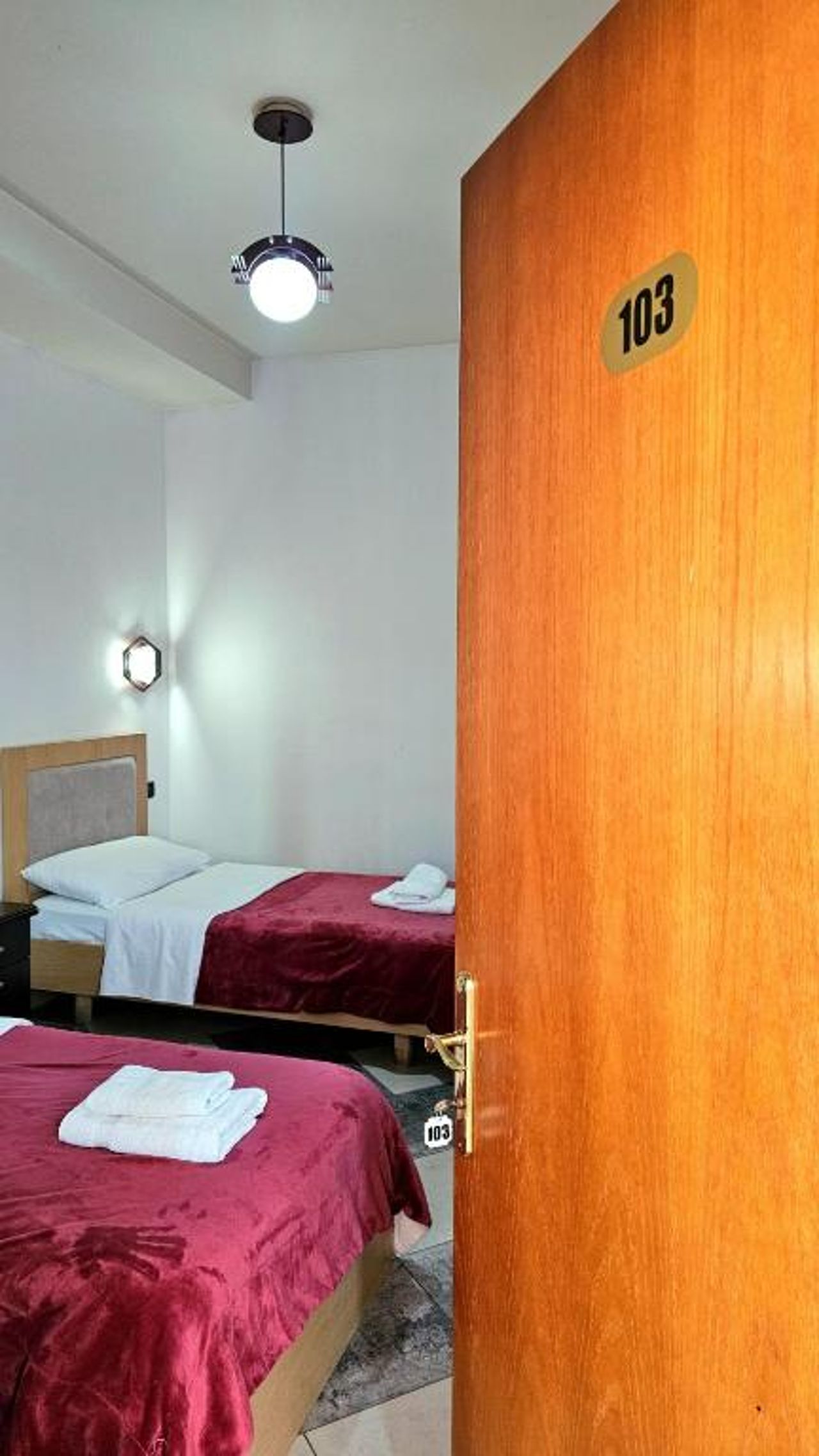 Hotel W Bush Square
