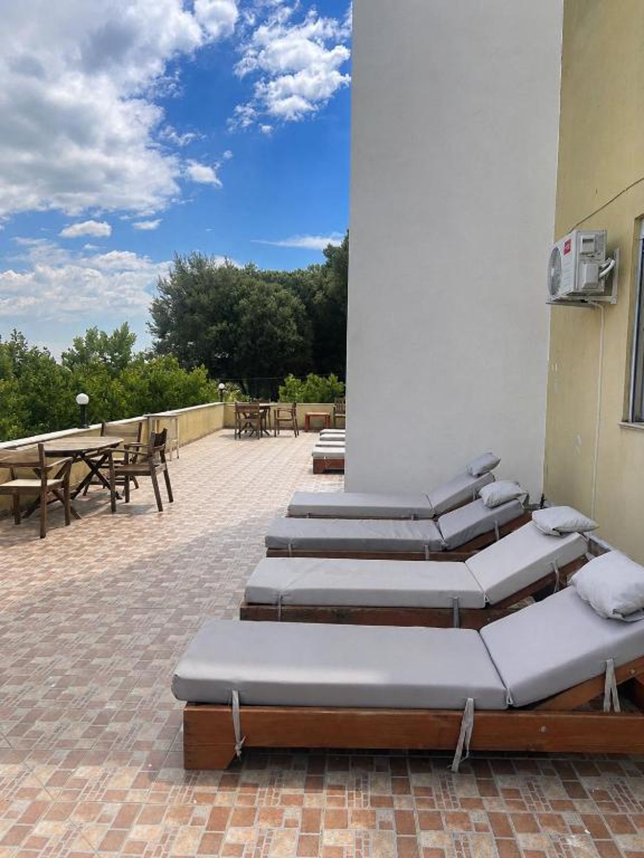 Hotel Garden Albania