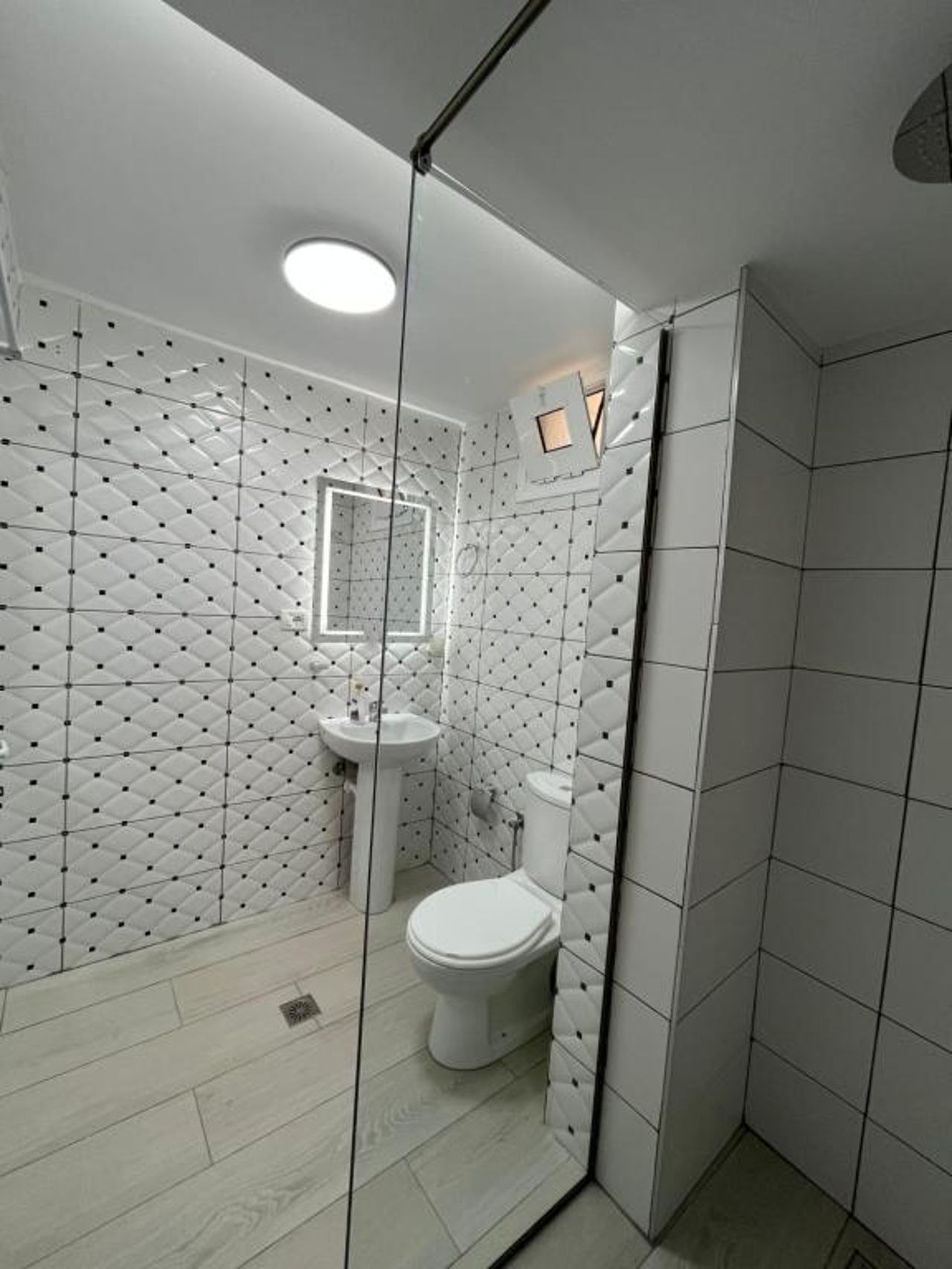 Joni Apartments