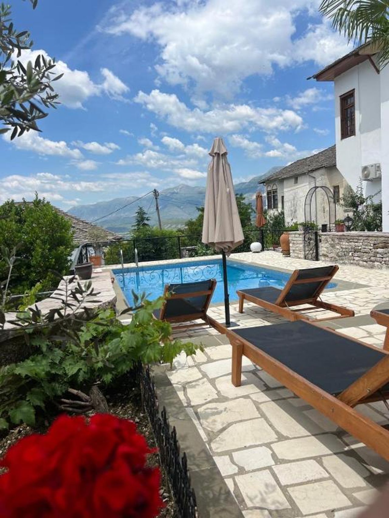 Hotel Gjirokastra