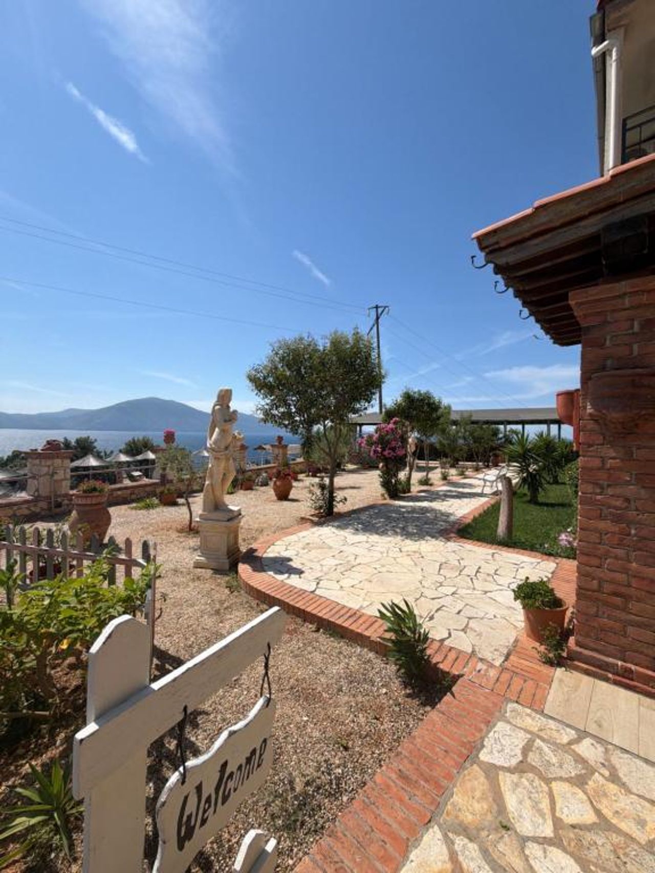 Hotel "SAN SAENA "