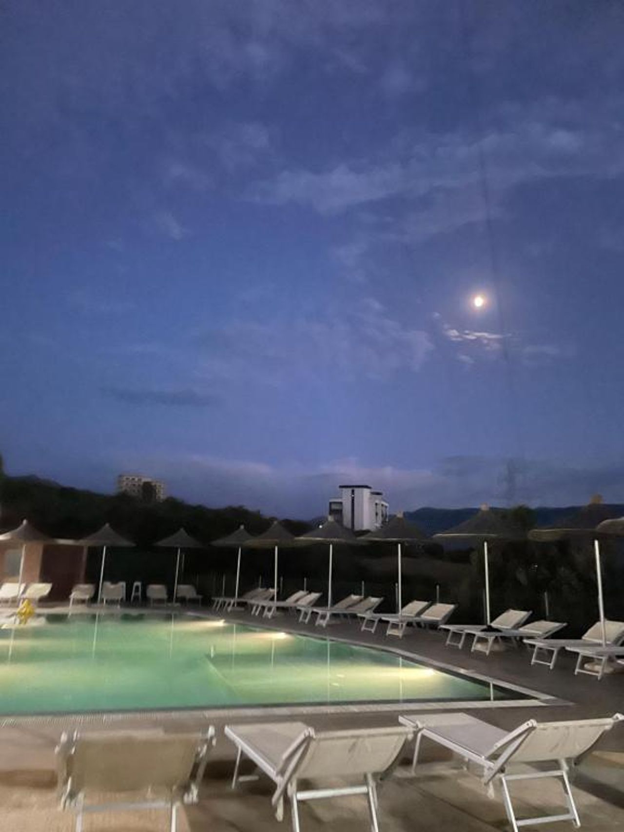 Hotel "SAN SAENA "