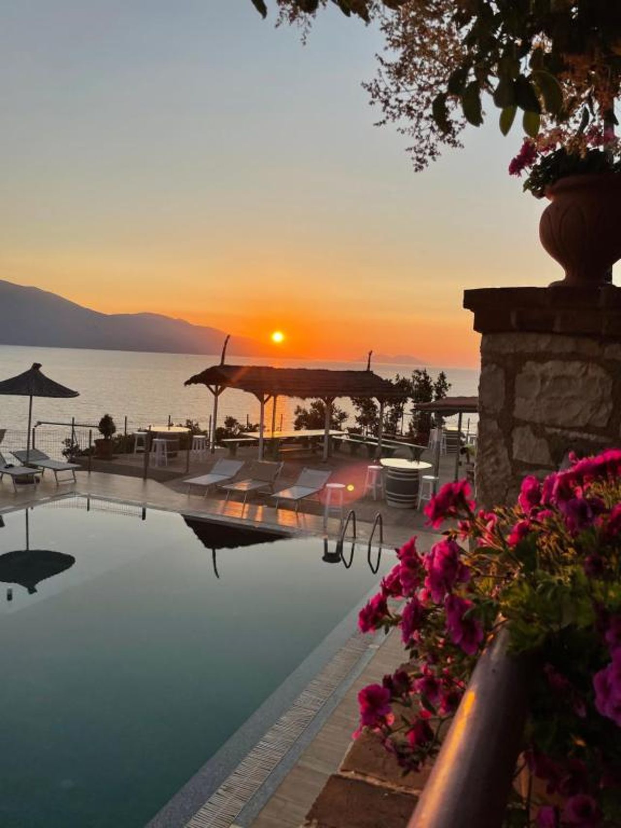 Hotel "SAN SAENA "