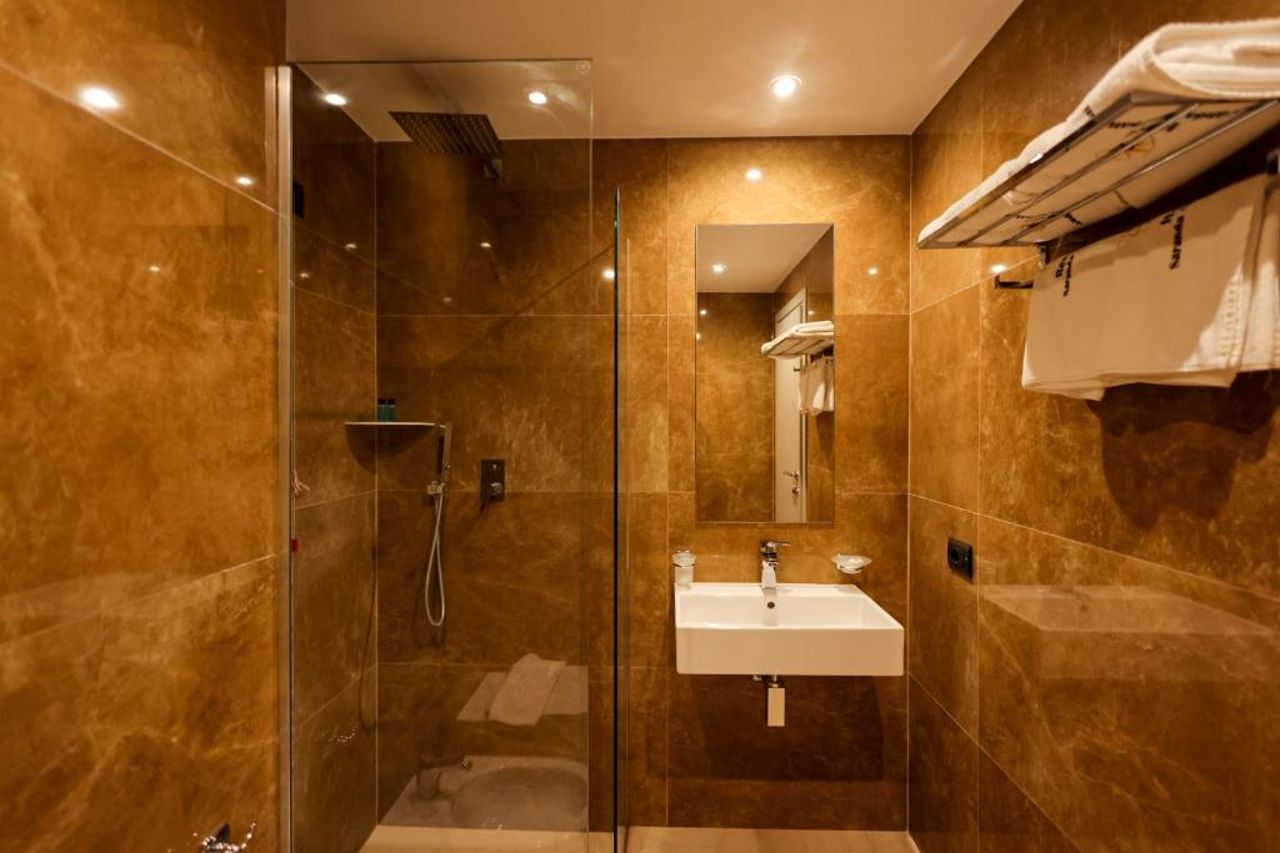 Hotel Saranda International