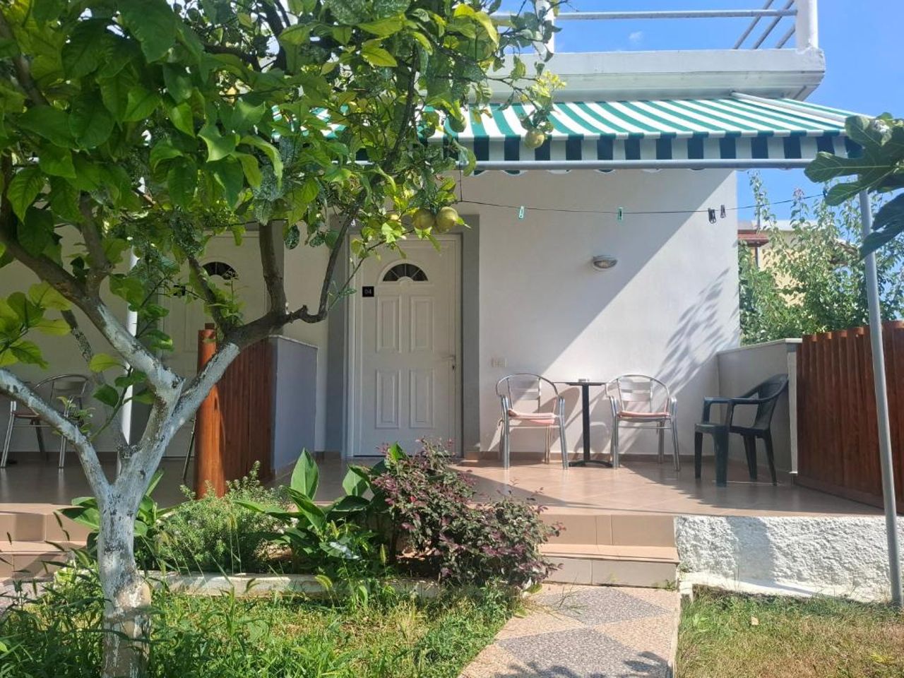 Yard Paradise Rooms Dhermi