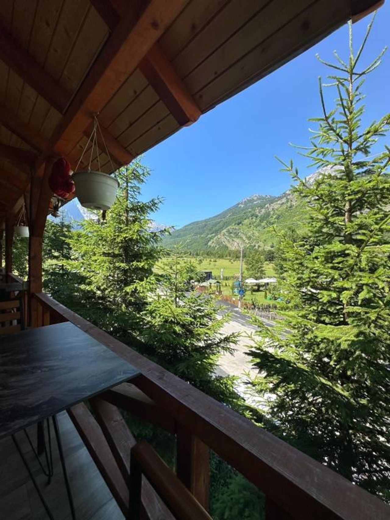 natyra balcony
