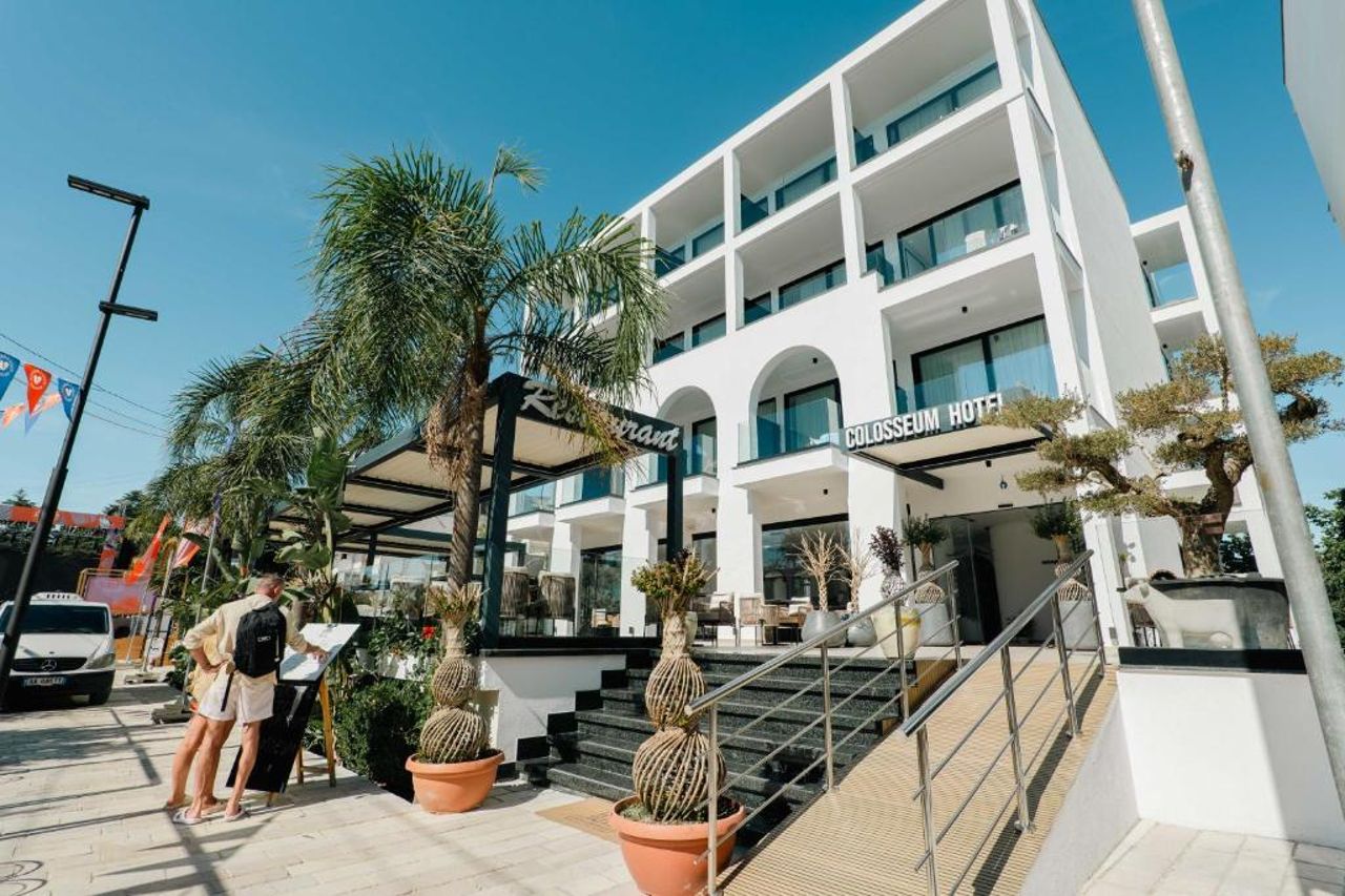 Colosseum Hotel