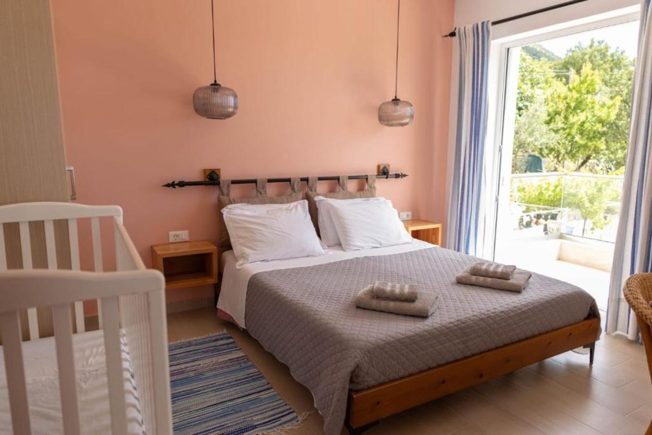 ELÉA Guesthouse himare