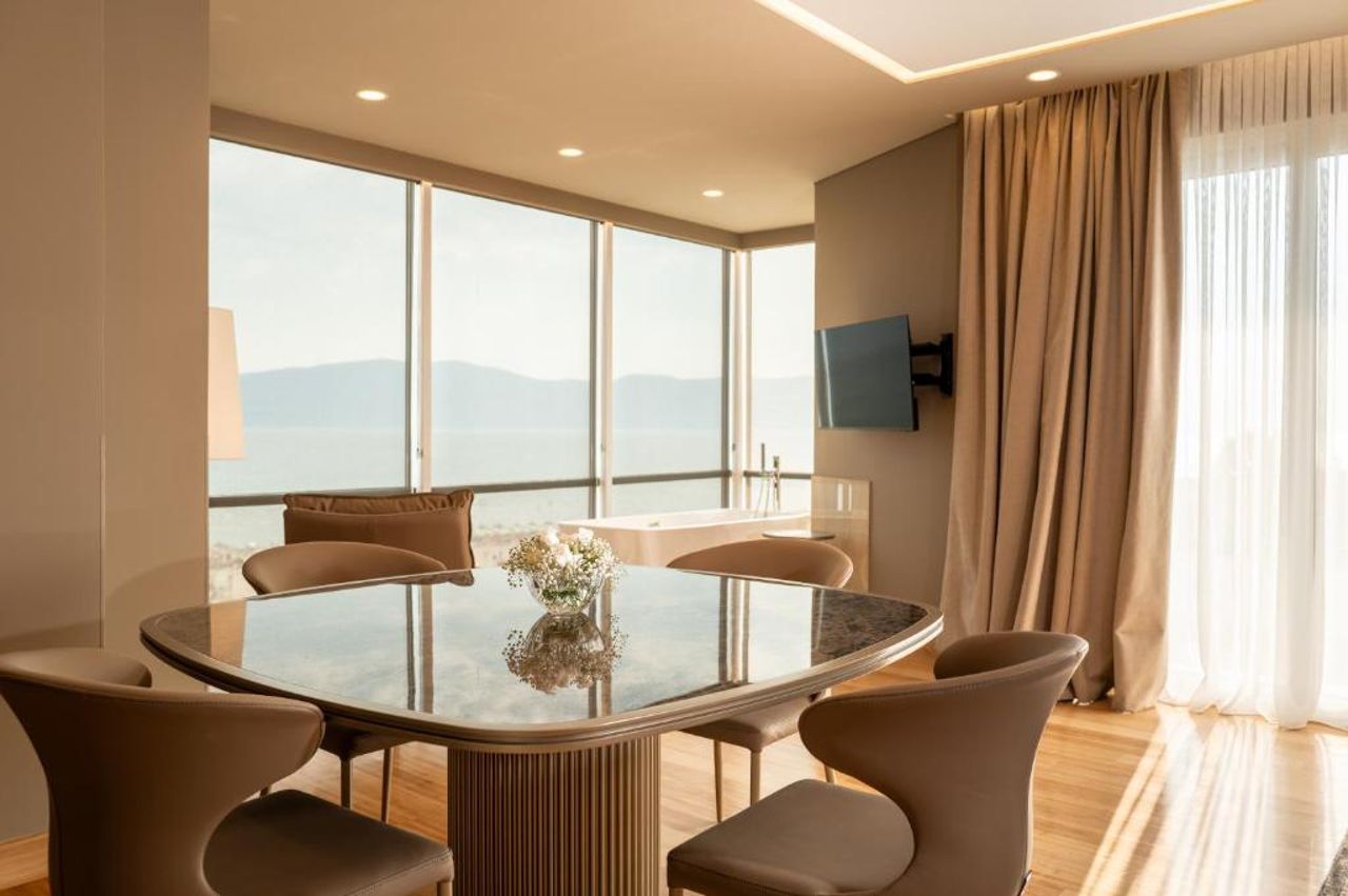 Kraal Hotel Vlore