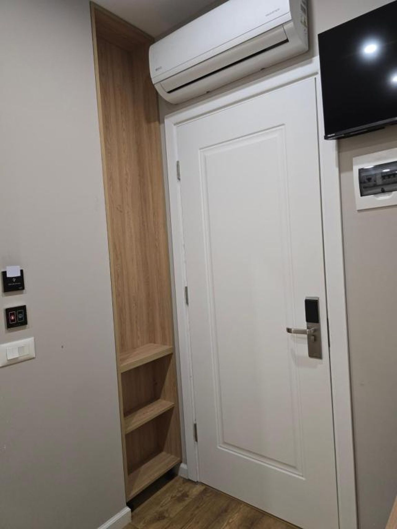 Star Hotel astir