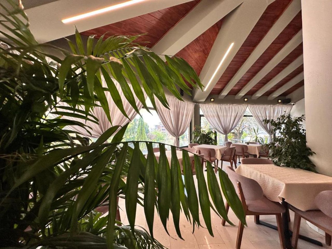 Chateau Linza Resort