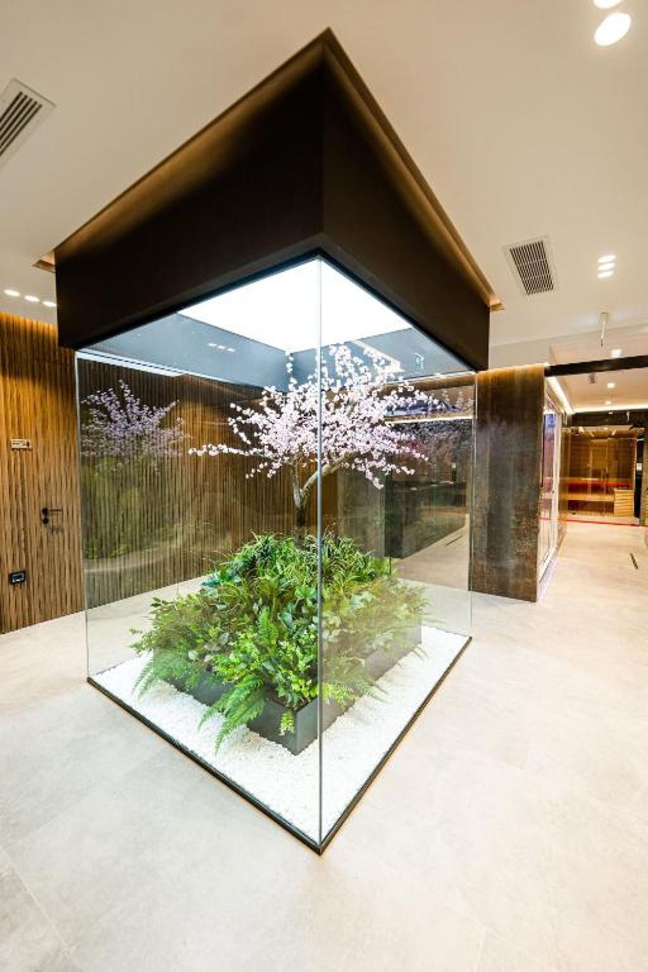 Hotel Elisa Tirana, Affiliated by Meliá