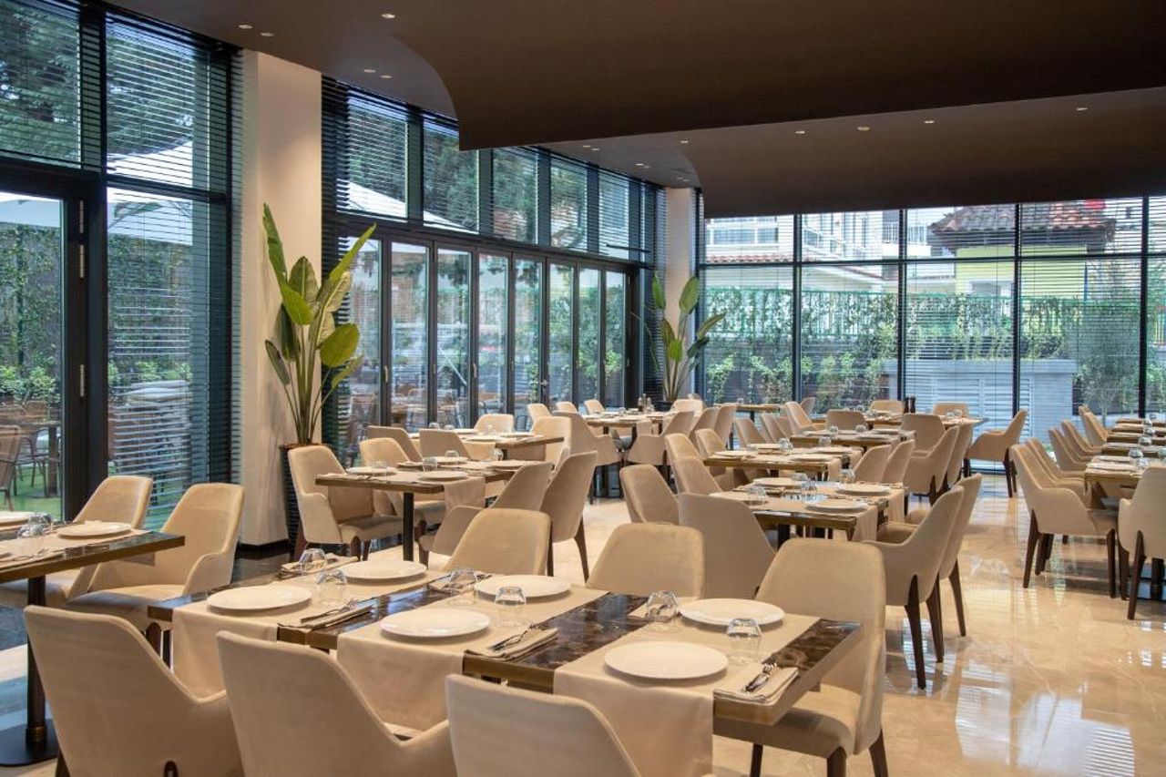Hotel Elisa Tirana, Affiliated by Meliá