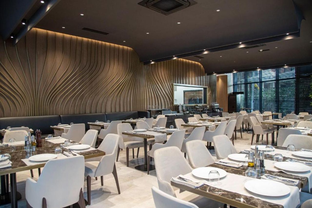 Hotel Elisa Tirana, Affiliated by Meliá