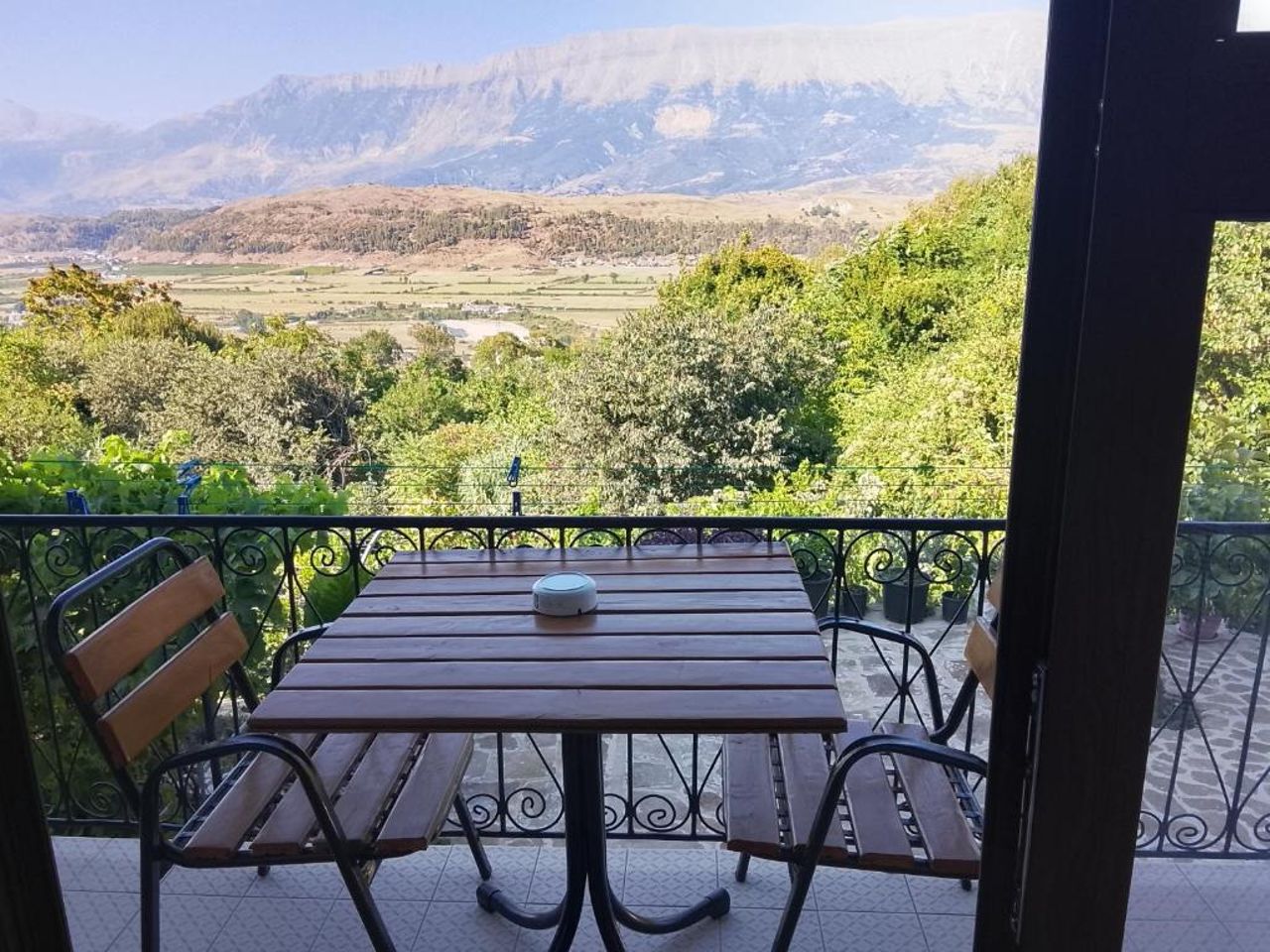 Bixhaku GuestHouse
