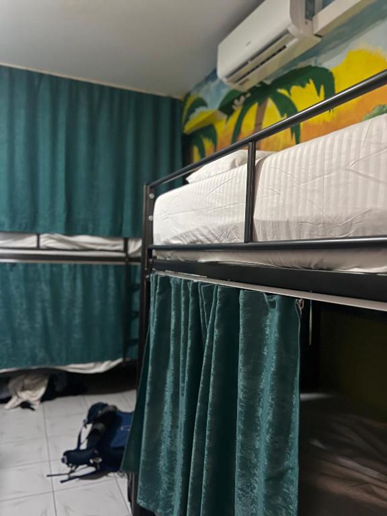 Vlora Backpackers Hostel & Bar LUNGOMARE